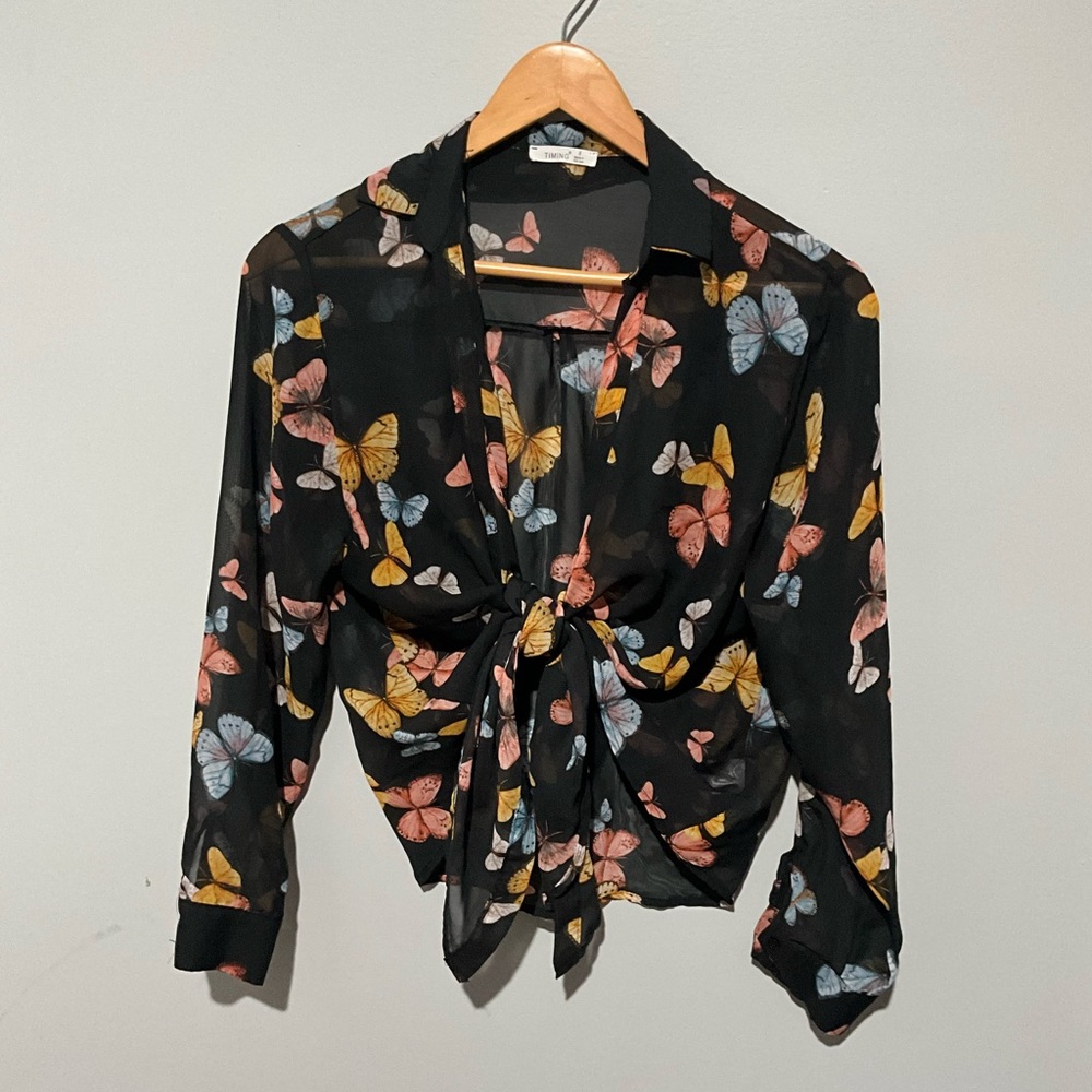 Butterfly collar cardigan